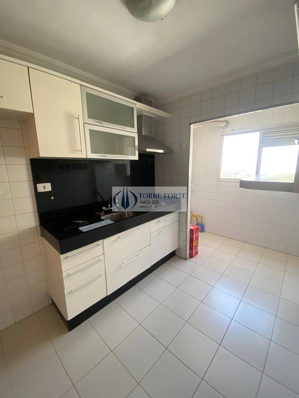 Apartamento à venda com 2 quartos, 65m² - Foto 18