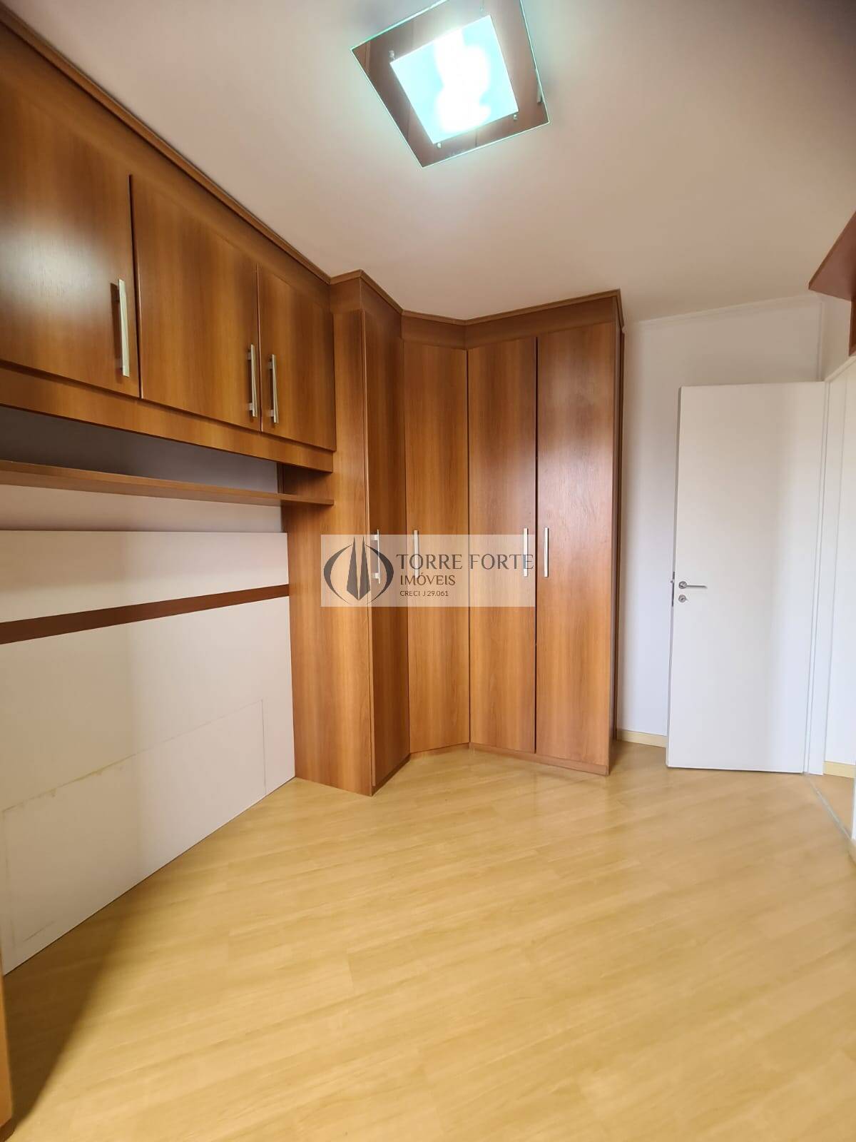 Apartamento para alugar com 2 quartos, 54m² - Foto 18