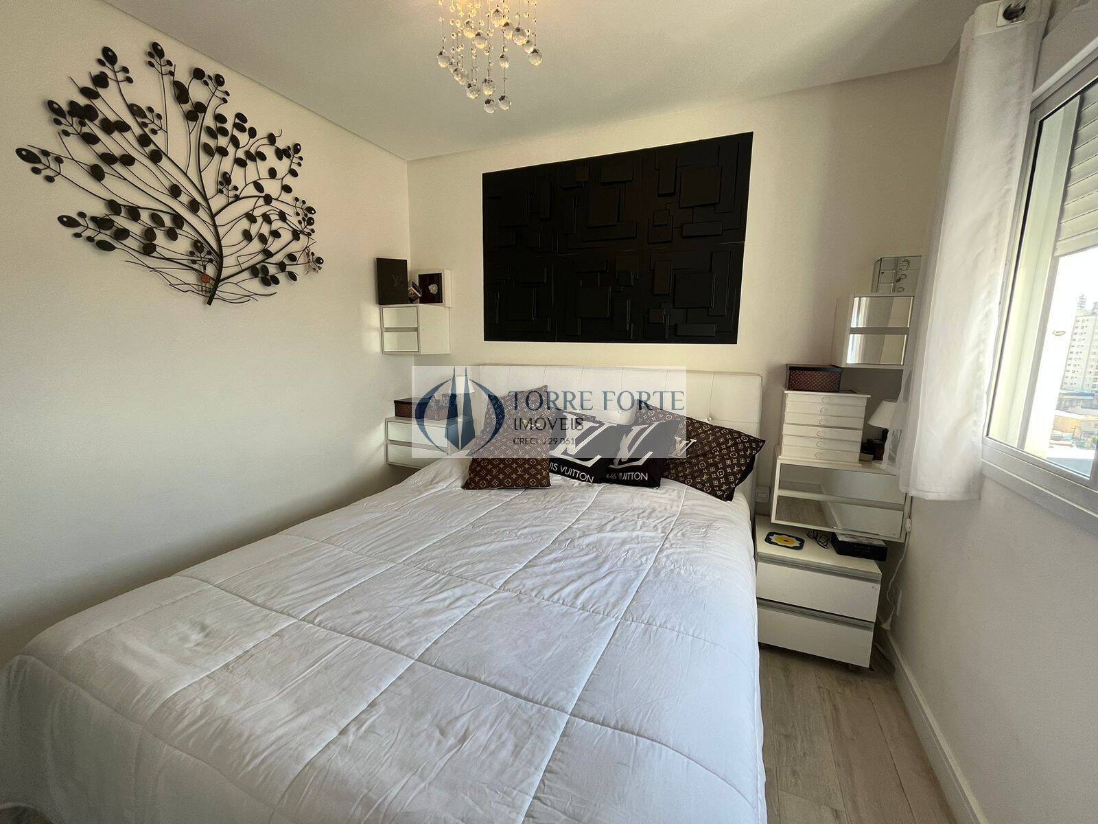 Apartamento à venda com 3 quartos, 105m² - Foto 10