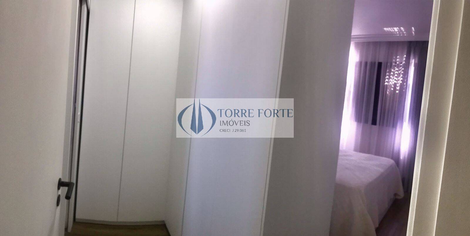 Apartamento à venda com 2 quartos, 64m² - Foto 11