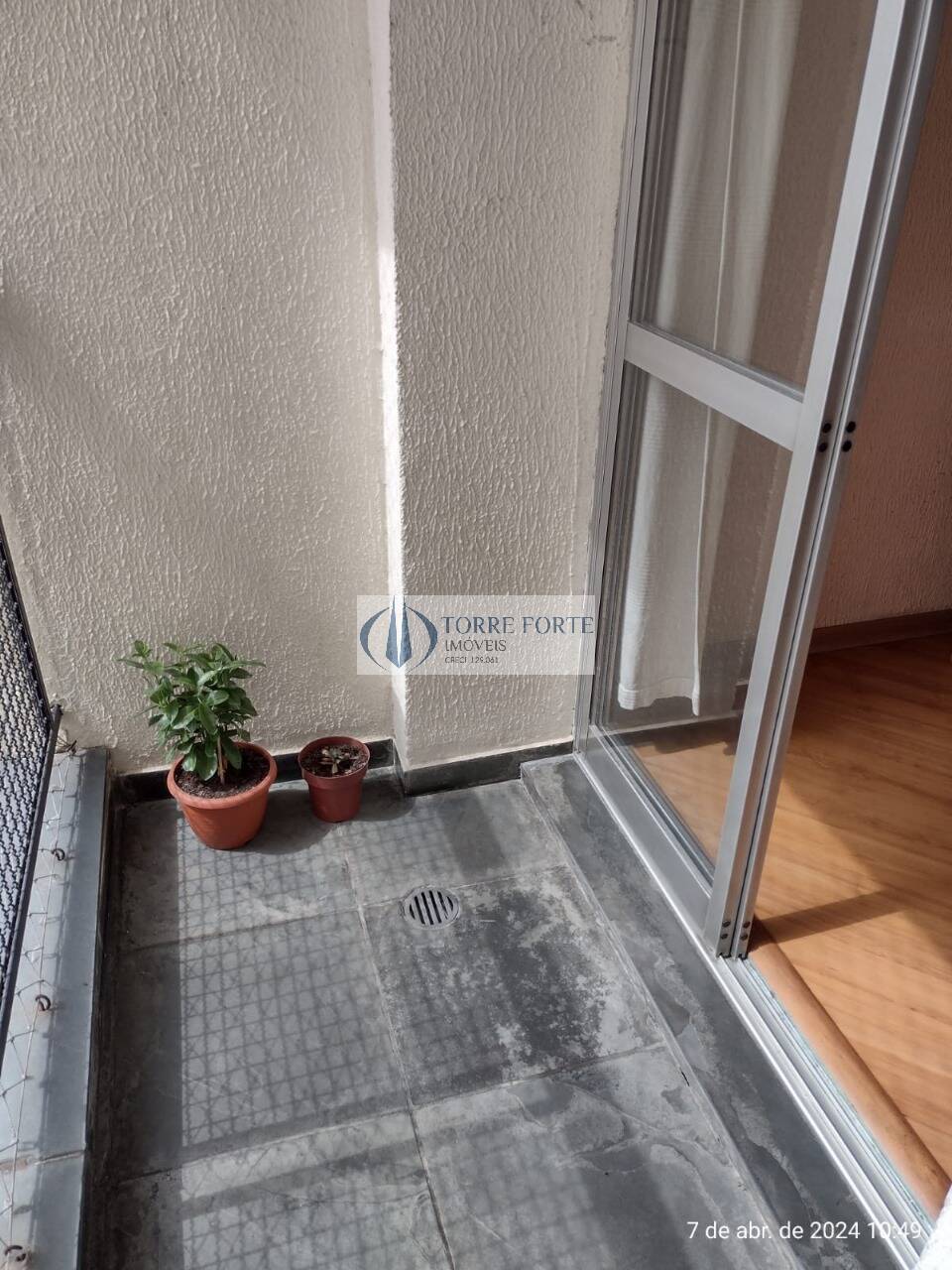 Apartamento à venda com 3 quartos, 68m² - Foto 3