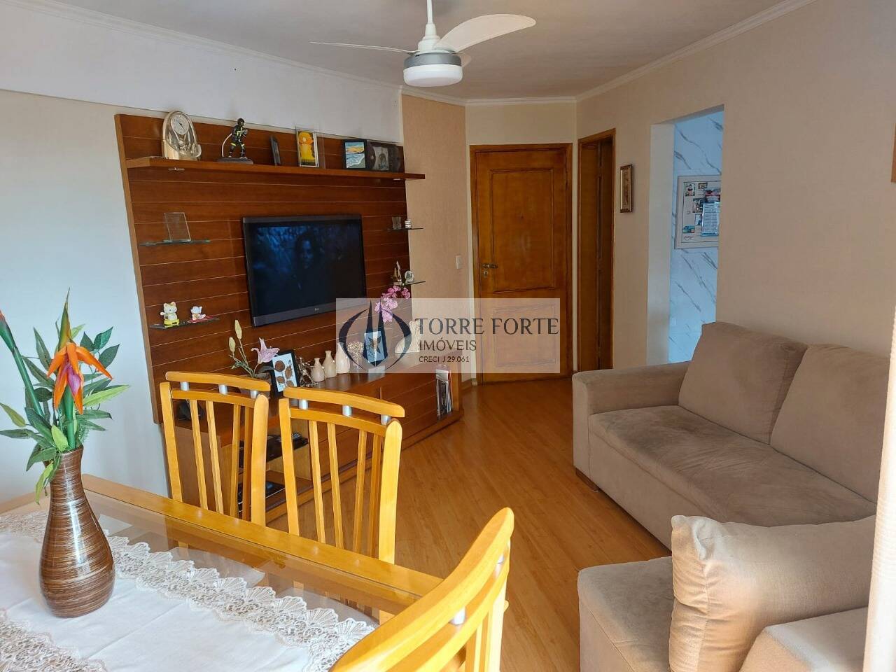 Apartamento à venda com 3 quartos, 68m² - Foto 1