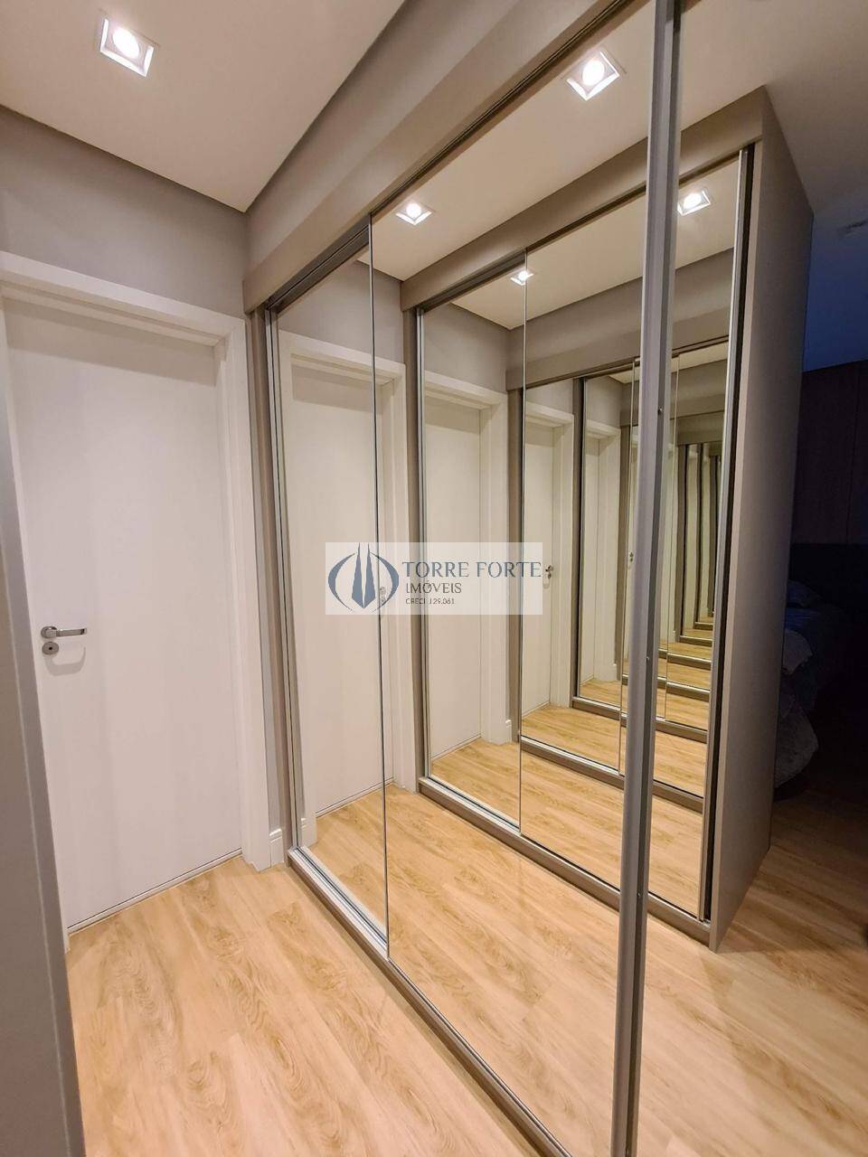 Apartamento à venda com 2 quartos, 90m² - Foto 35