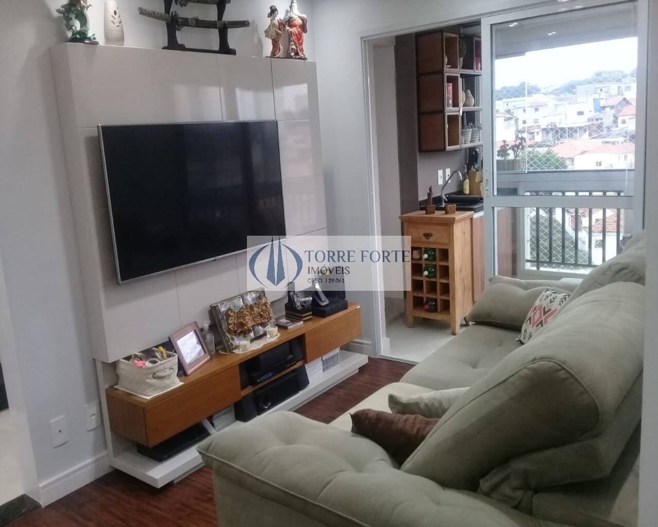 Apartamento à venda com 2 quartos, 58m² - Foto 1