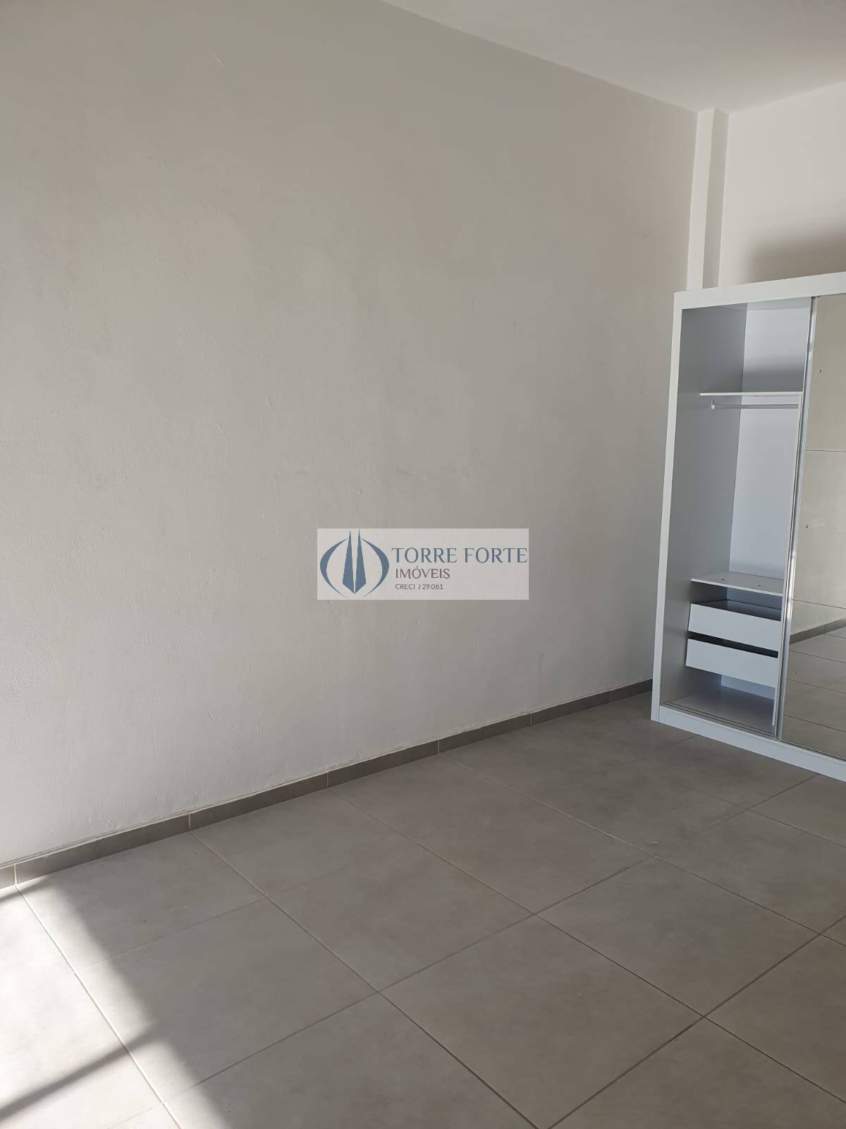 Apartamento para alugar com 1 quarto, 38m² - Foto 20