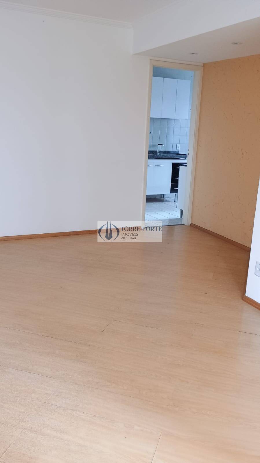 Apartamento à venda com 2 quartos, 58m² - Foto 3