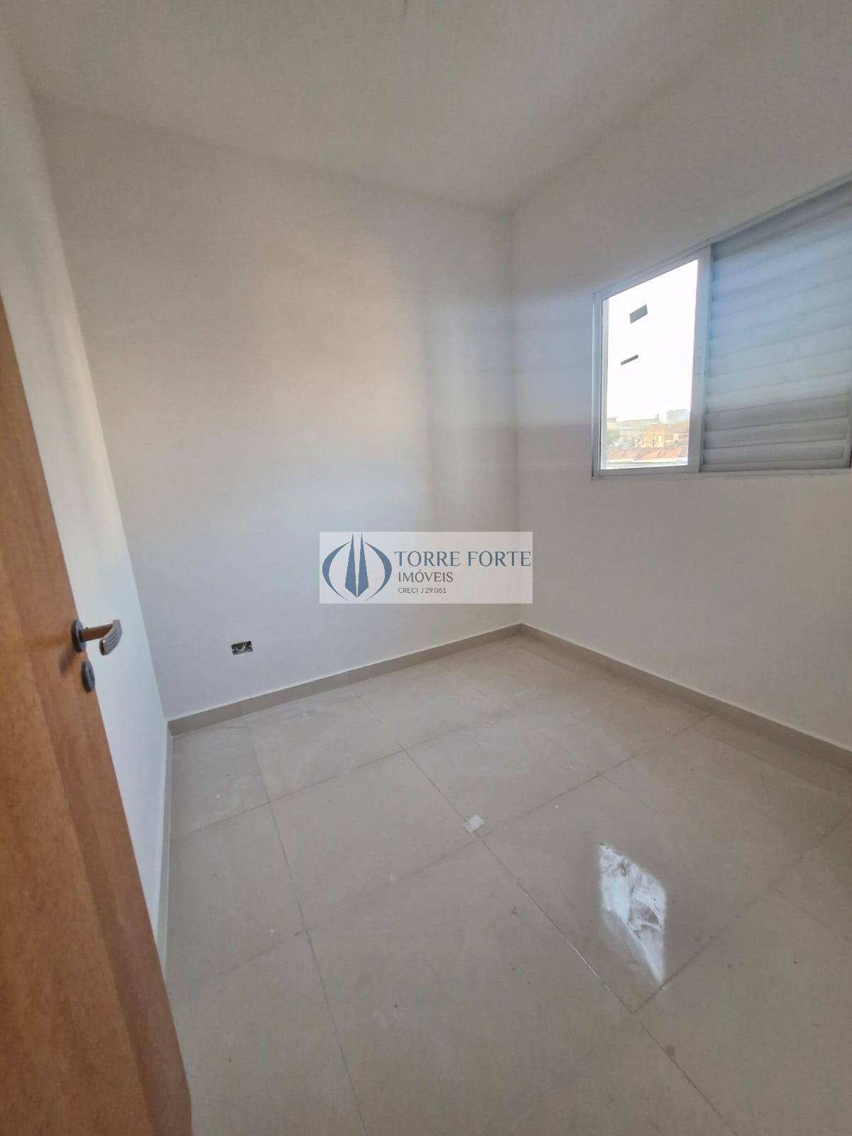 Apartamento à venda com 2 quartos, 38m² - Foto 4