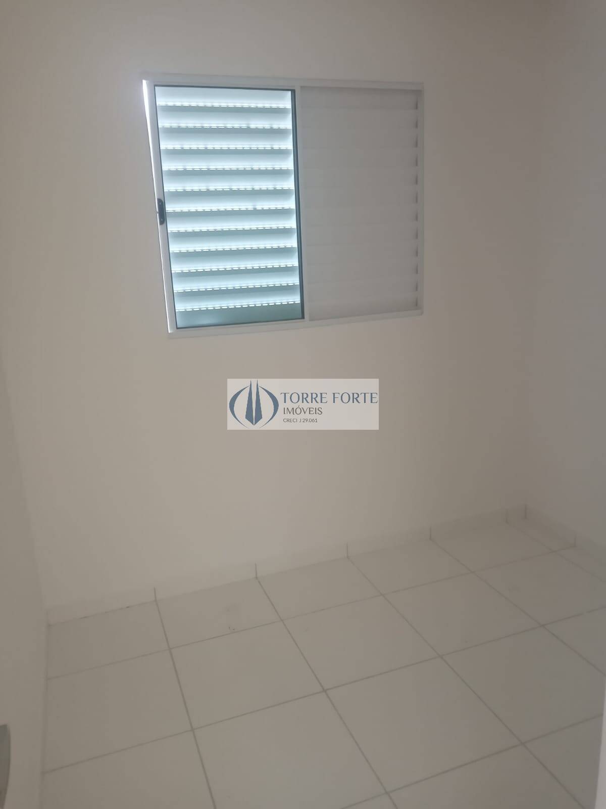 Apartamento à venda com 2 quartos, 40m² - Foto 9