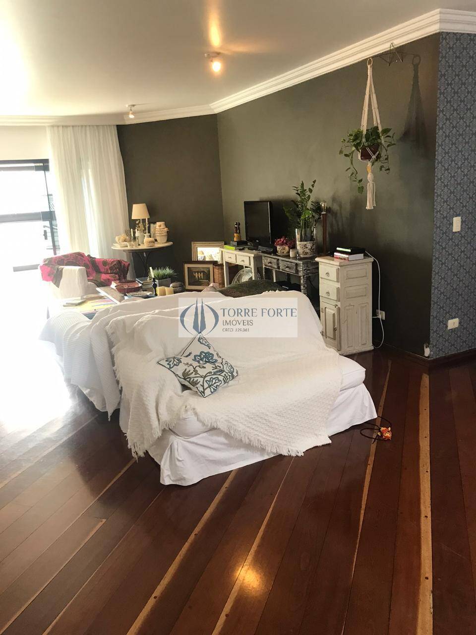 Apartamento à venda com 4 quartos, 210m² - Foto 11