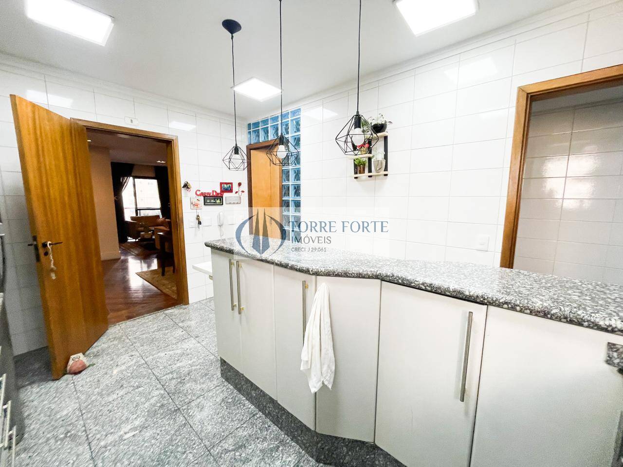 Apartamento à venda com 3 quartos, 147m² - Foto 20