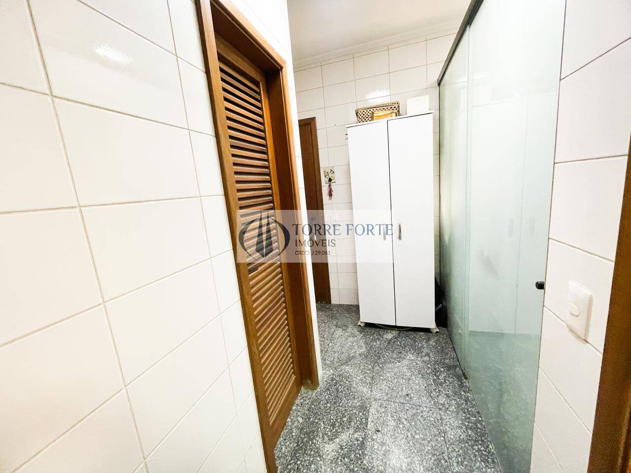 Apartamento à venda com 3 quartos, 147m² - Foto 23