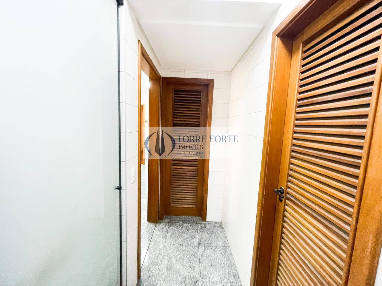 Apartamento à venda com 3 quartos, 147m² - Foto 25