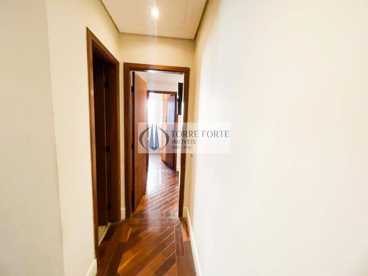 Apartamento à venda com 3 quartos, 147m² - Foto 26