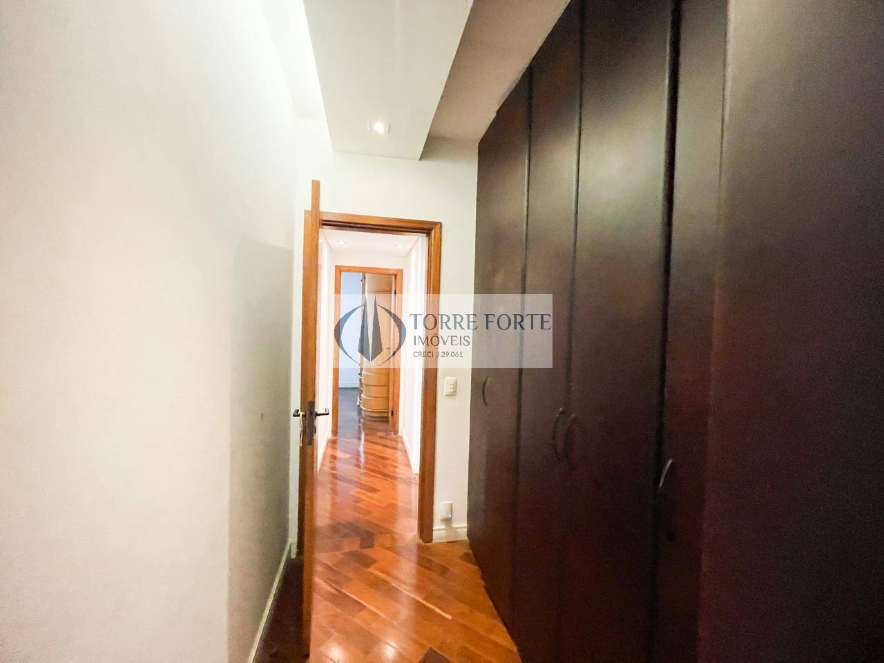 Apartamento à venda com 3 quartos, 147m² - Foto 54