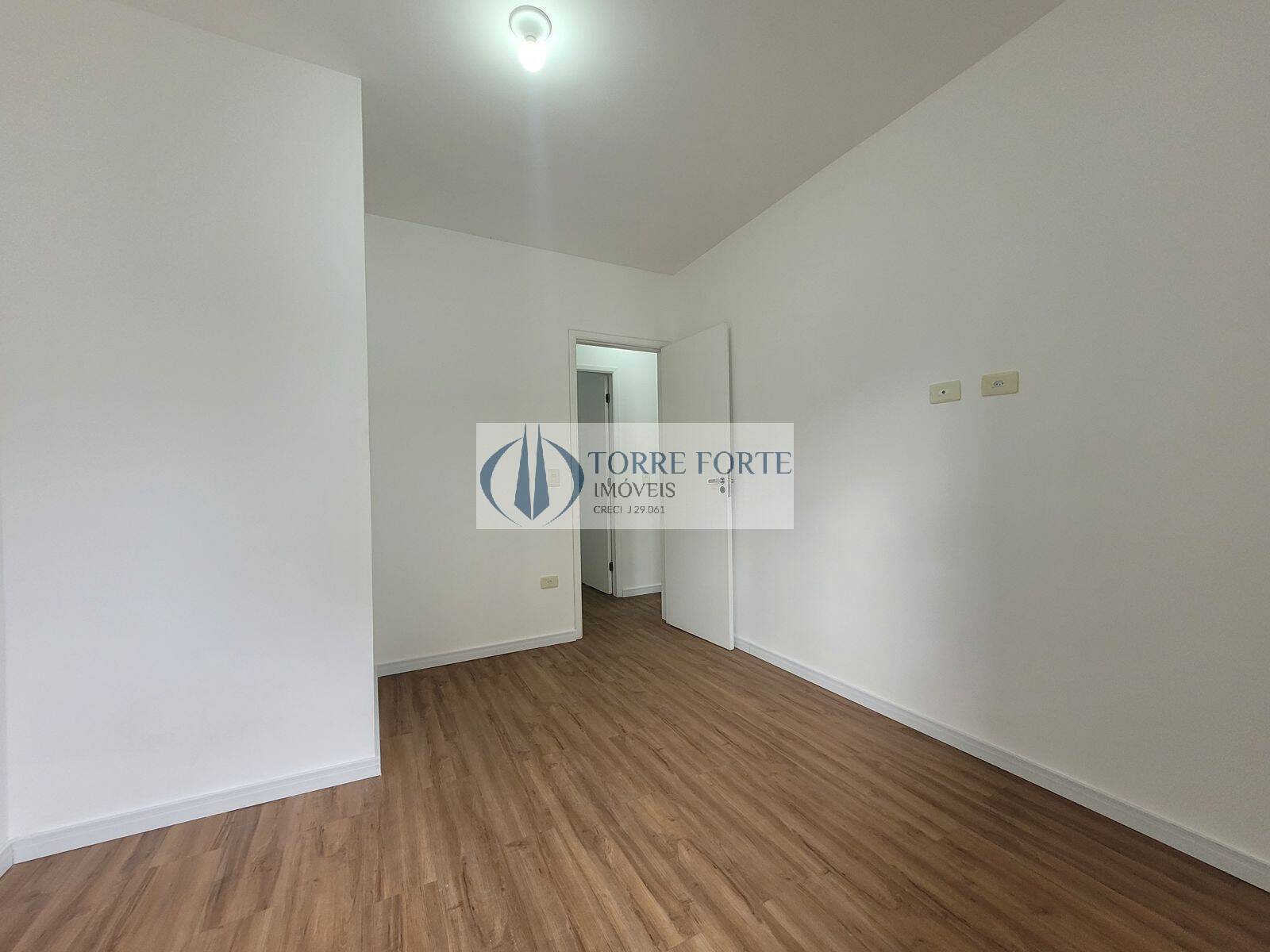 Apartamento à venda com 3 quartos, 142m² - Foto 19