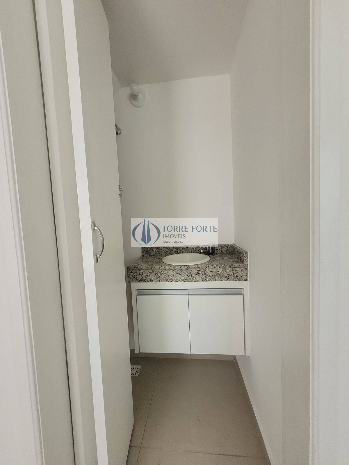 Apartamento à venda com 3 quartos, 142m² - Foto 26