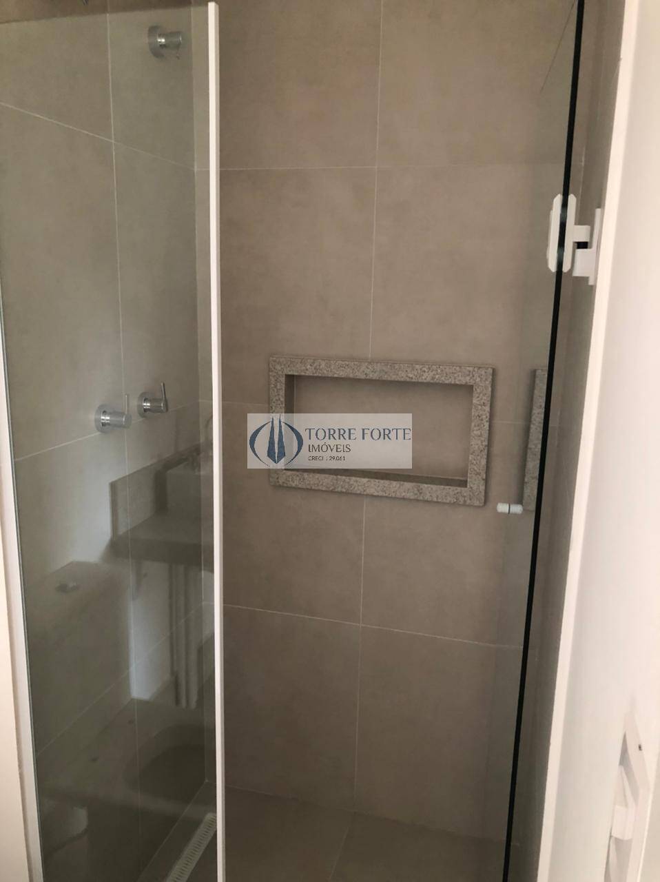 Apartamento à venda com 2 quartos, 67m² - Foto 15