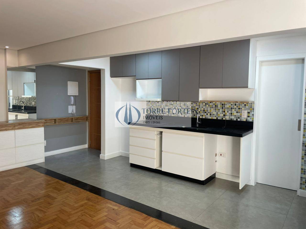 Apartamento à venda com 2 quartos, 80m² - Foto 4