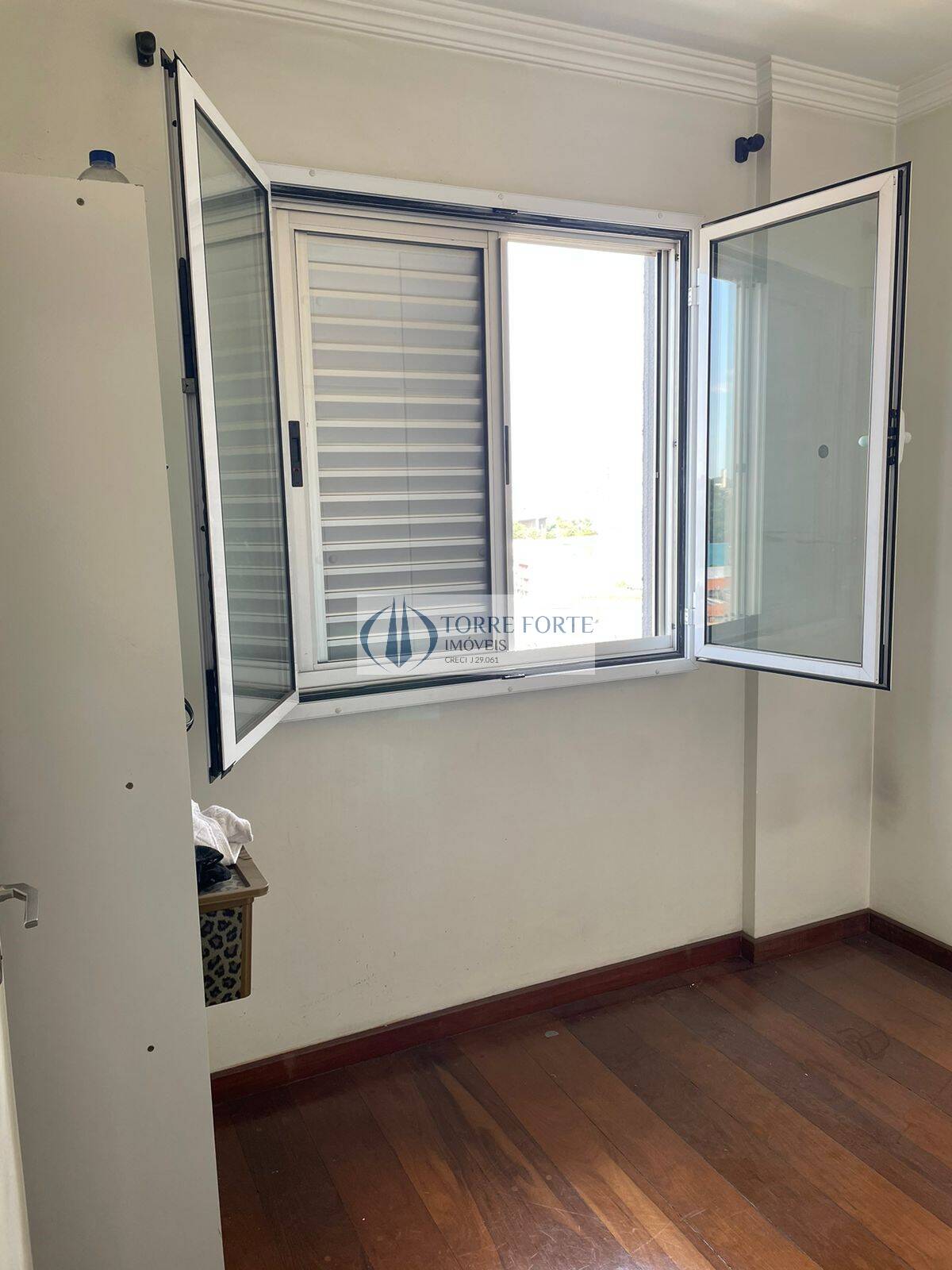 Apartamento à venda com 3 quartos, 64m² - Foto 7