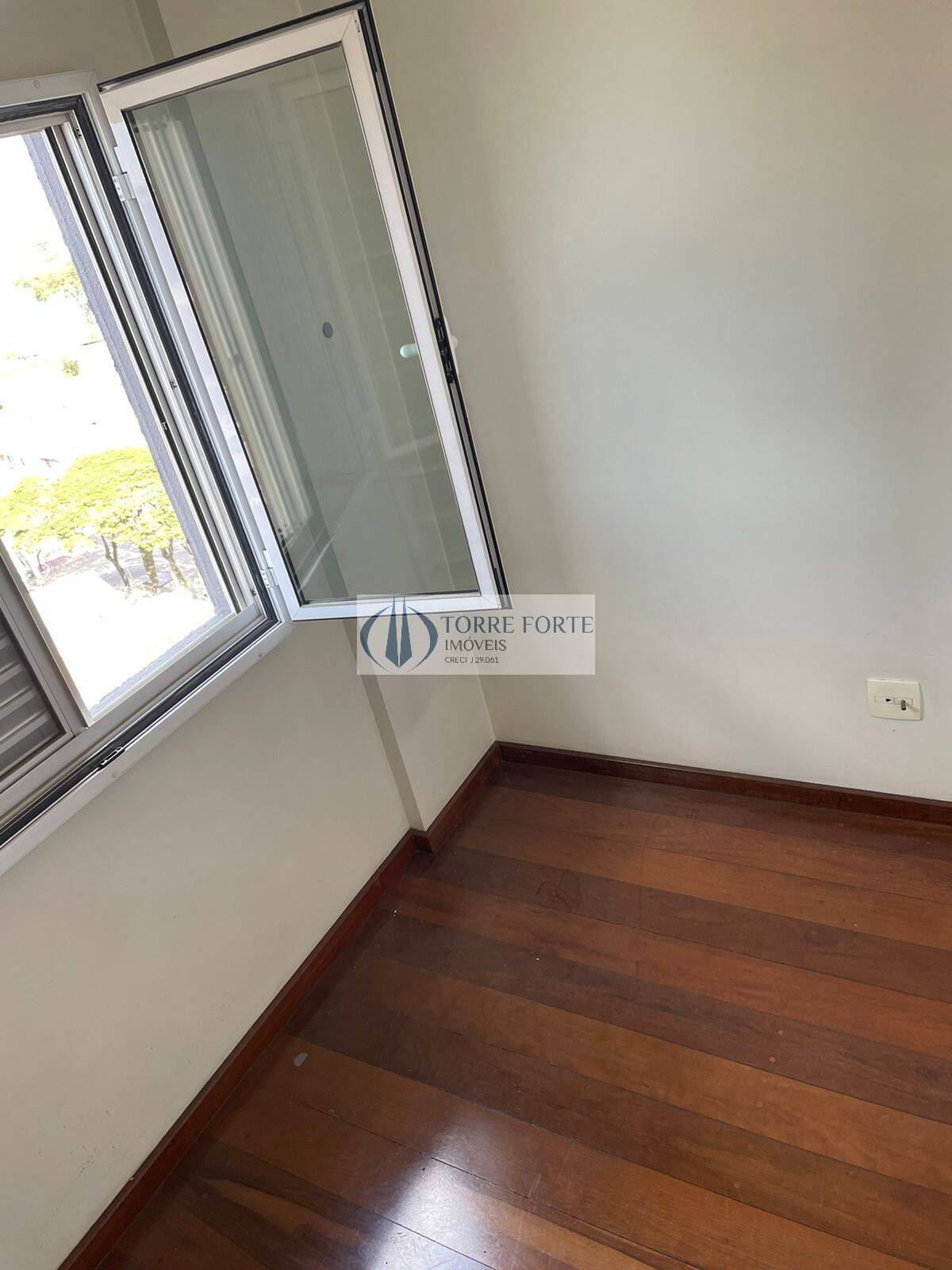 Apartamento à venda com 3 quartos, 64m² - Foto 9