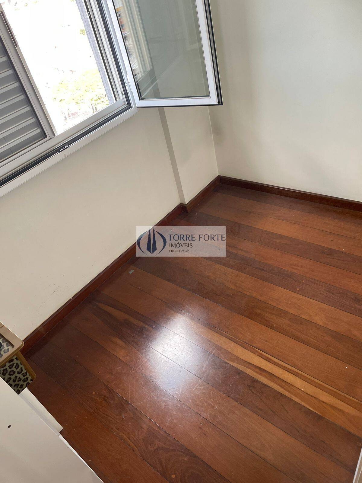 Apartamento à venda com 3 quartos, 64m² - Foto 10