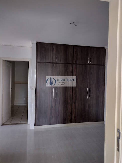 Apartamento para alugar com 3 quartos, 120m² - Foto 7