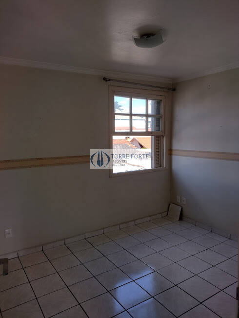 Apartamento para alugar com 3 quartos, 120m² - Foto 14