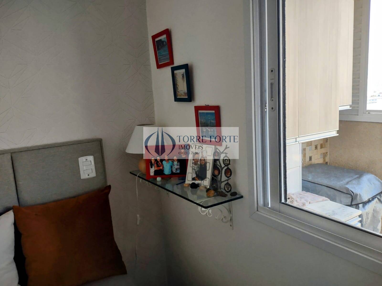 Apartamento à venda com 1 quarto, 42m² - Foto 11