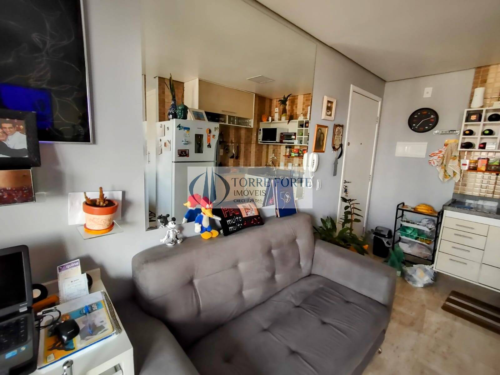 Apartamento à venda com 1 quarto, 42m² - Foto 1