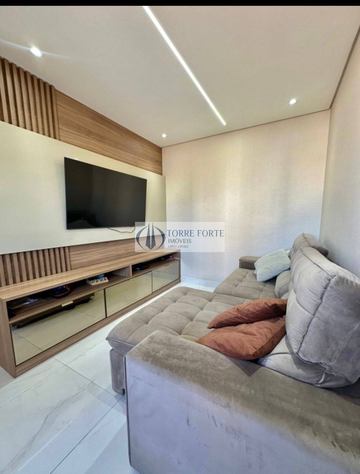 Apartamento à venda com 2 quartos, 48m² - Foto 1