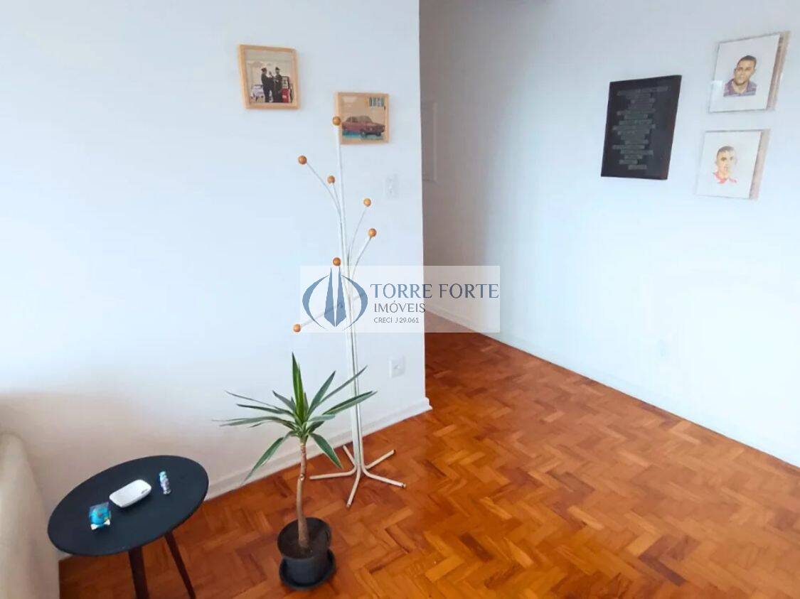 Apartamento à venda com 3 quartos, 114m² - Foto 11