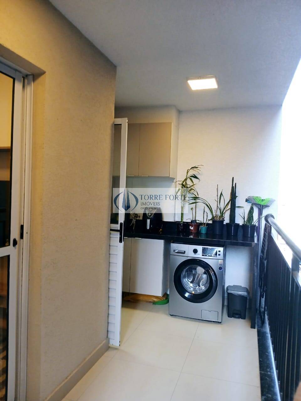 Apartamento à venda com 2 quartos, 50m² - Foto 20