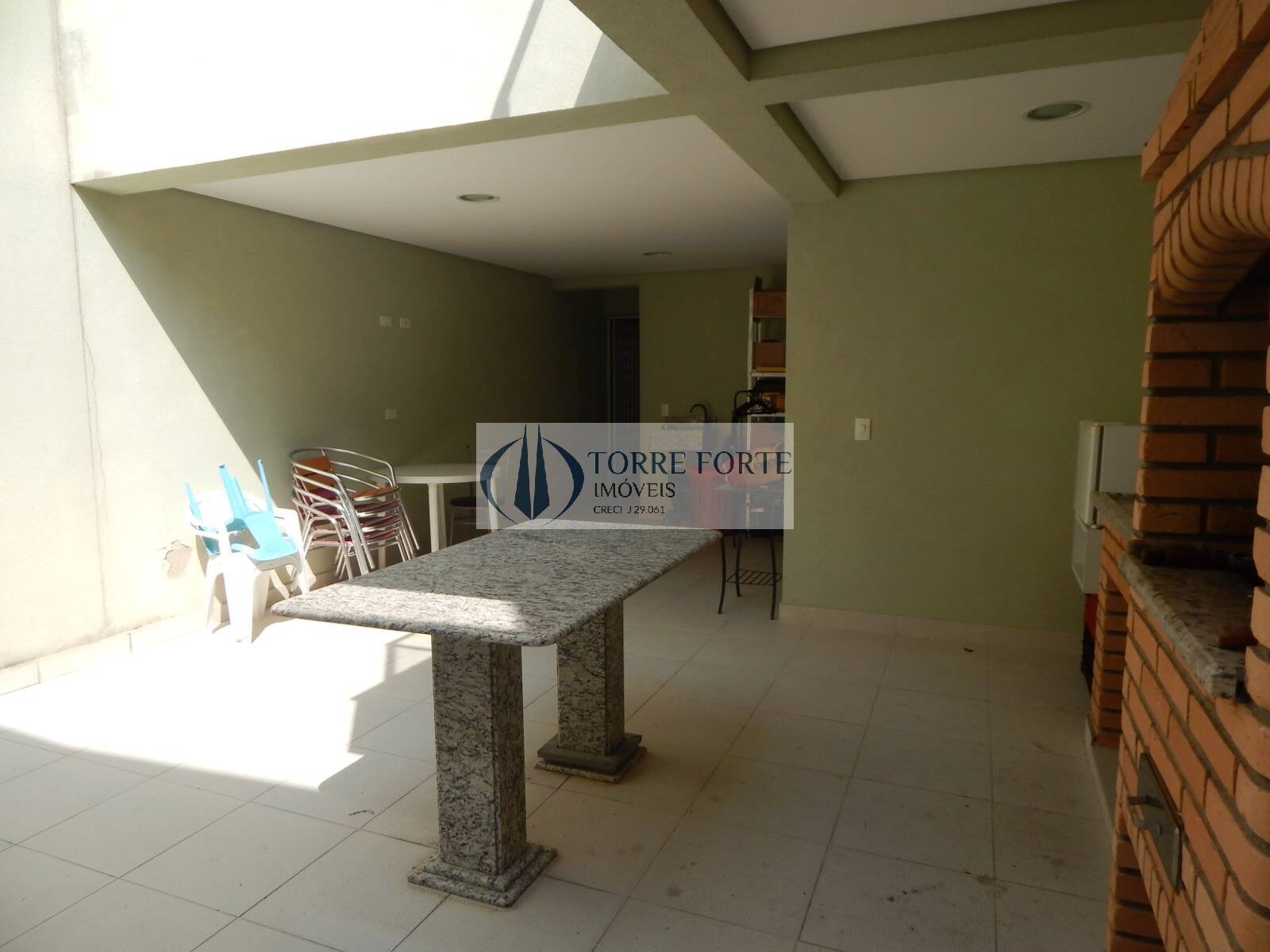 Sobrado à venda com 3 quartos, 245m² - Foto 5