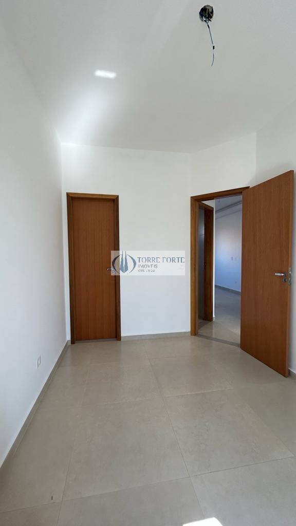 Apartamento à venda com 2 quartos, 55m² - Foto 11