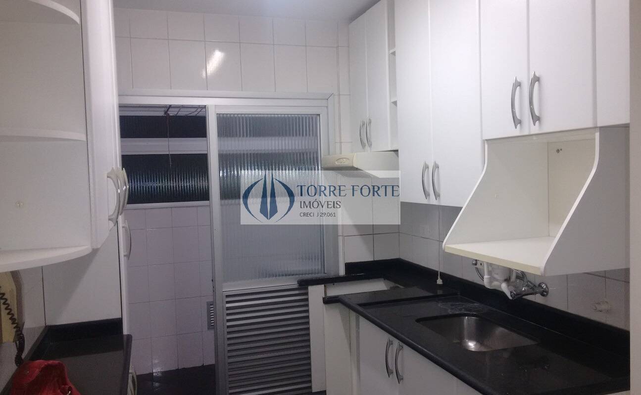 Apartamento à venda com 3 quartos, 70m² - Foto 8