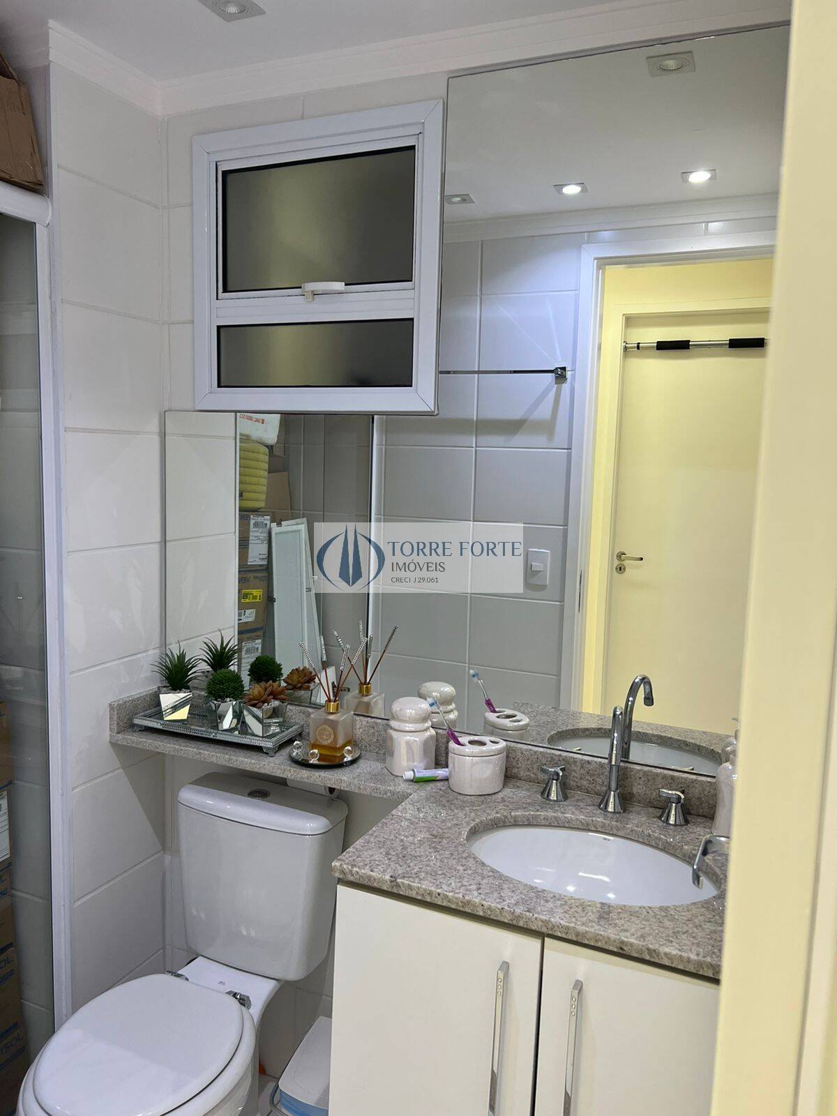 Apartamento à venda com 2 quartos, 54m² - Foto 32