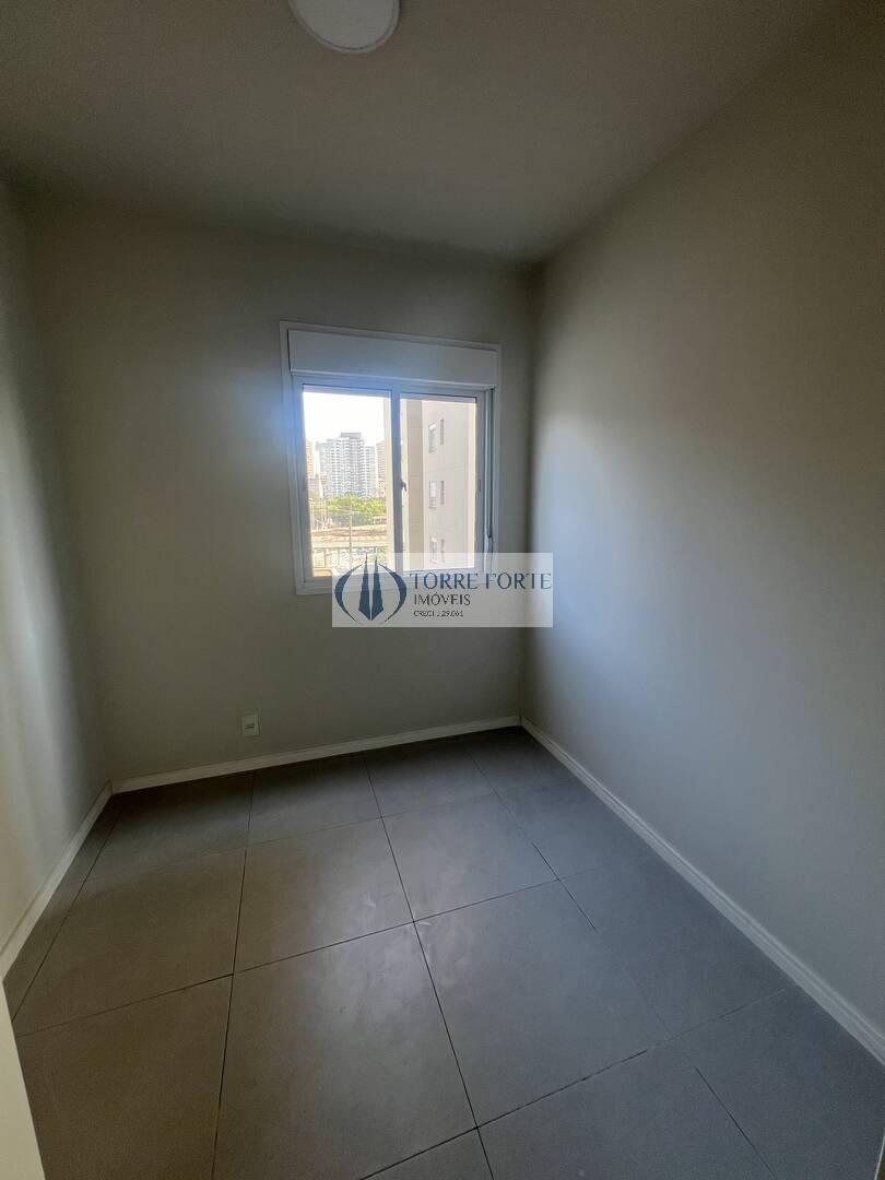 Apartamento à venda com 2 quartos, 73m² - Foto 4