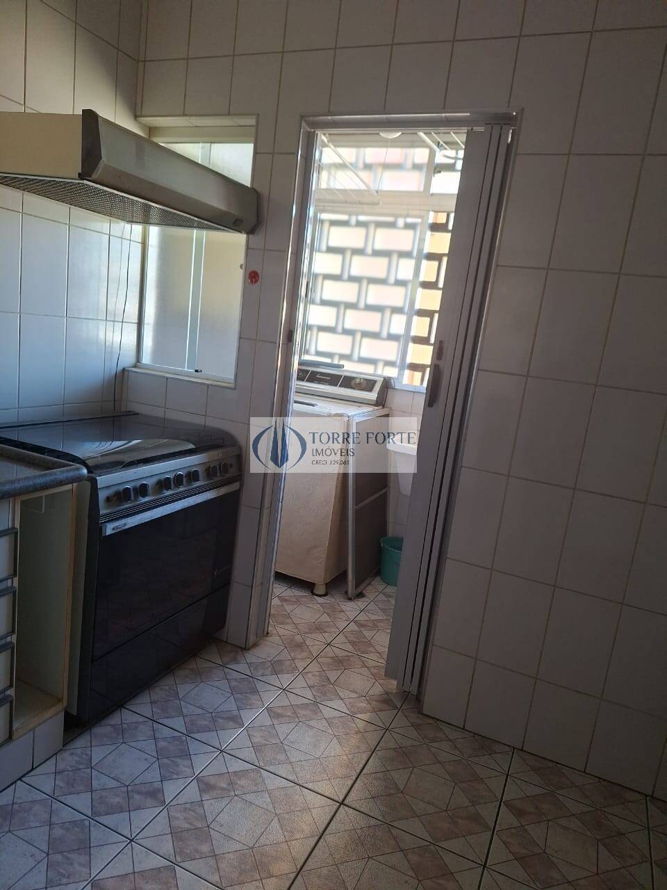 Apartamento à venda com 2 quartos, 93m² - Foto 7