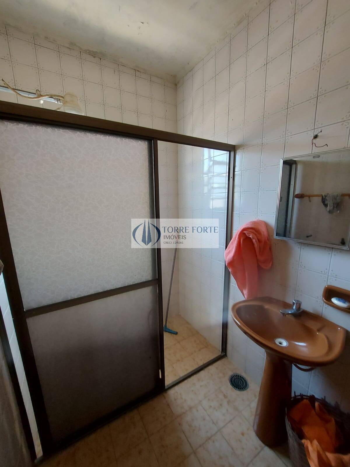 Casa à venda com 3 quartos, 160m² - Foto 3