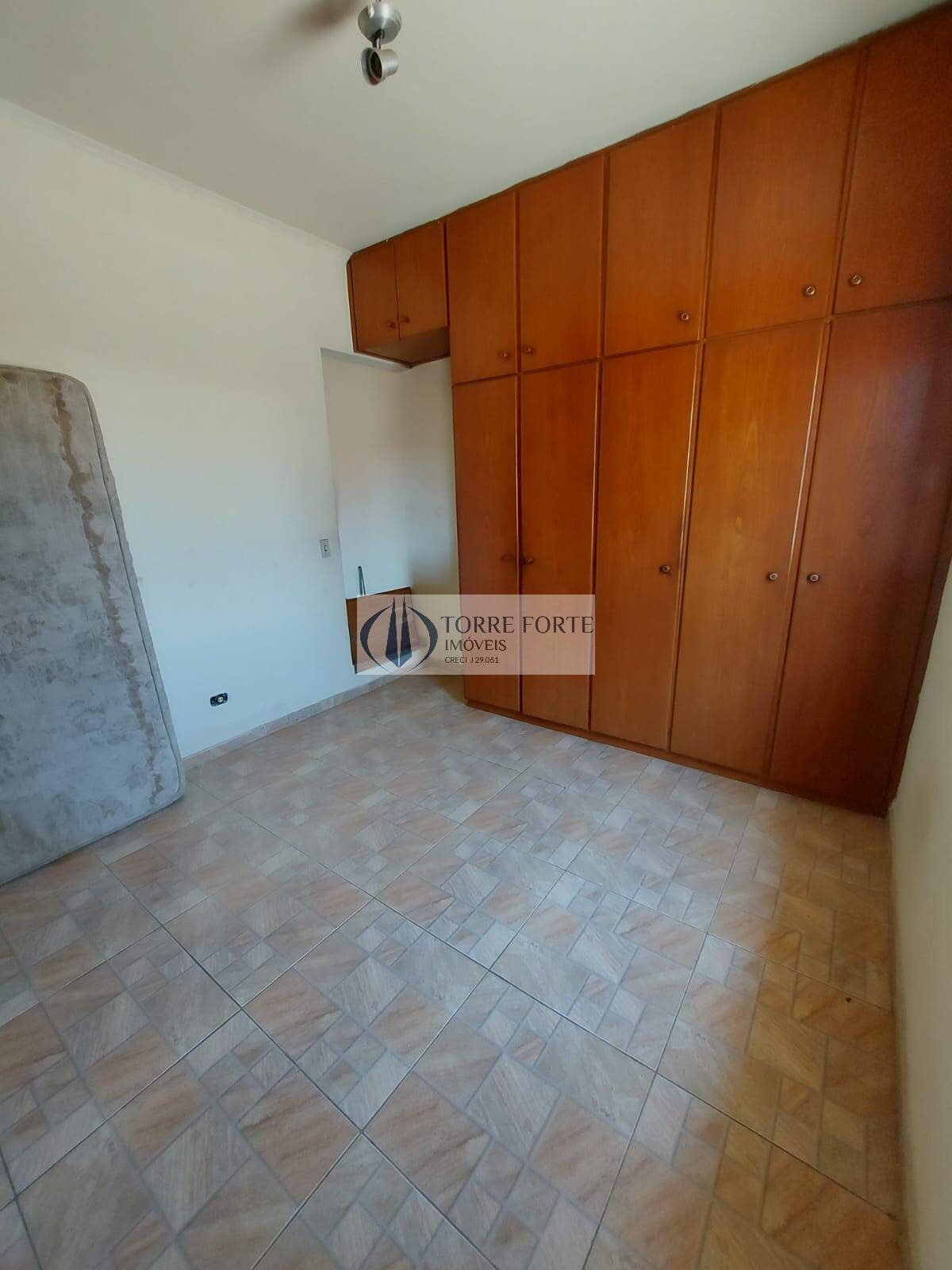 Casa à venda com 3 quartos, 160m² - Foto 5