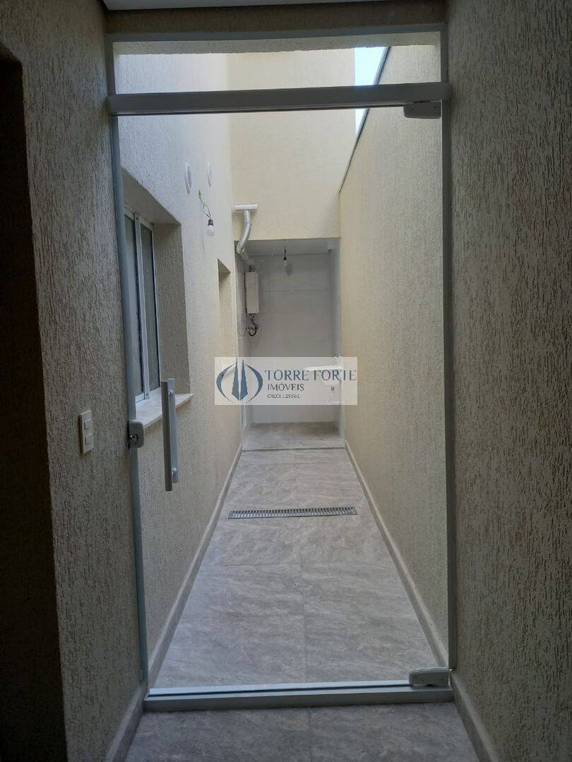 Sobrado à venda com 3 quartos, 219m² - Foto 13