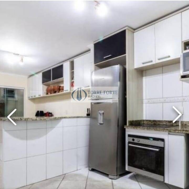 Sobrado à venda com 3 quartos, 211m² - Foto 18