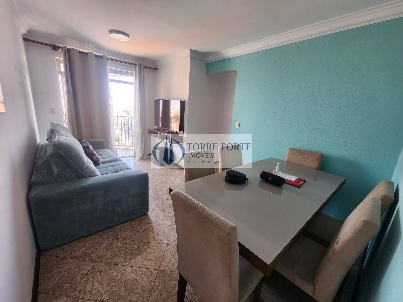 Apartamento à venda com 3 quartos, 66m² - Foto 2