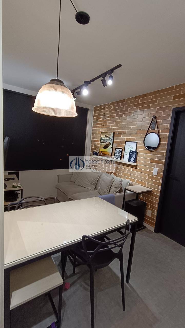 Apartamento à venda com 2 quartos, 34m² - Foto 1