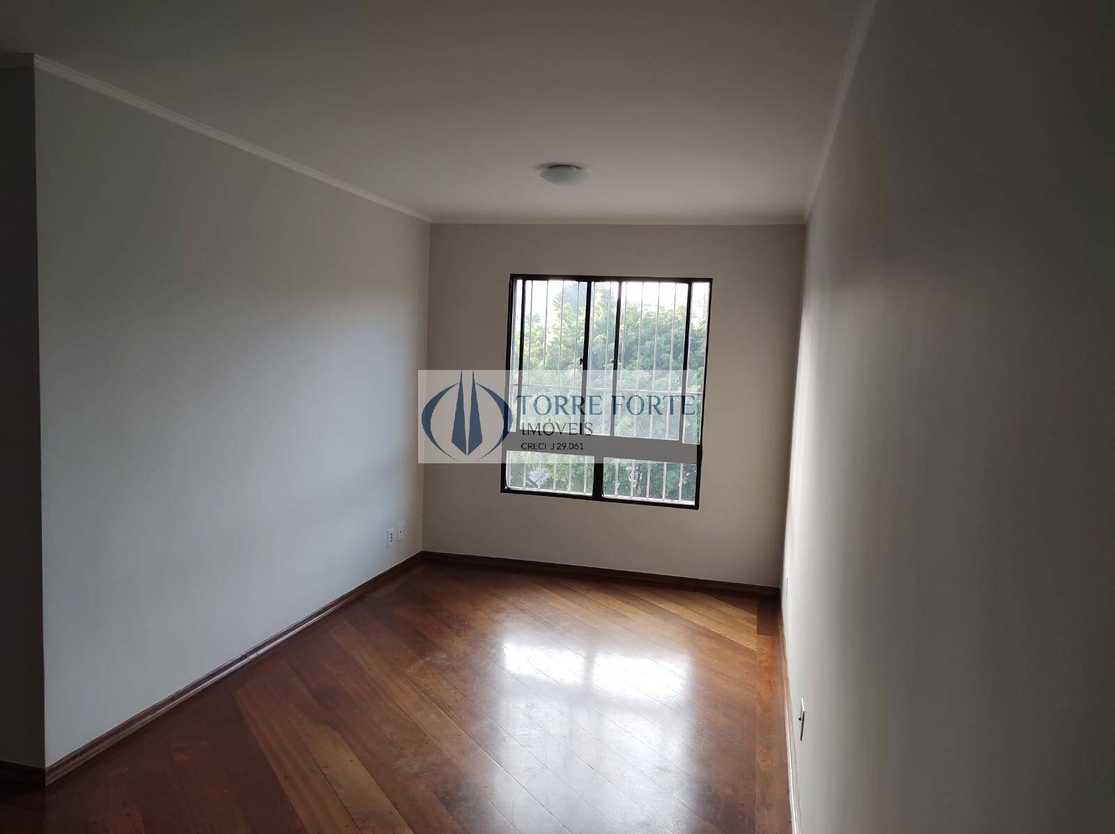 Apartamento à venda com 3 quartos, 70m² - Foto 4