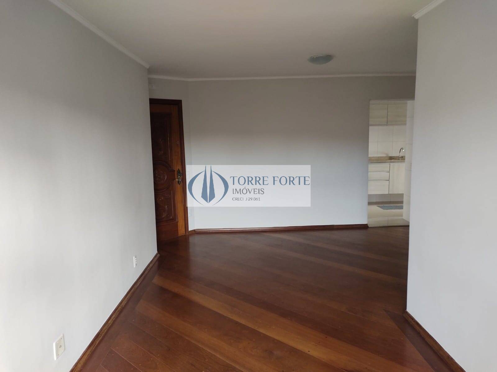 Apartamento à venda com 3 quartos, 70m² - Foto 1