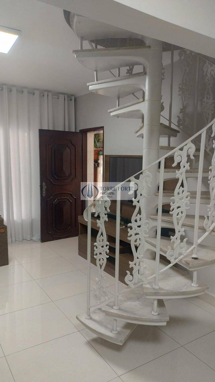 Casa à venda com 3 quartos, 140m² - Foto 3