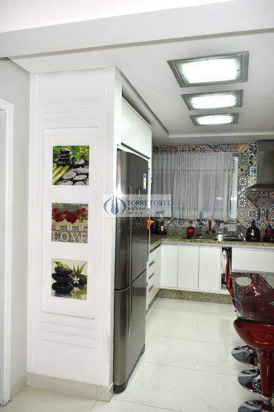 Apartamento à venda com 3 quartos, 145m² - Foto 28