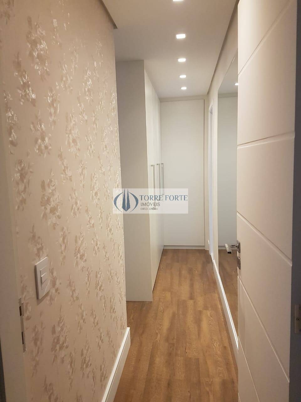 Apartamento à venda com 3 quartos, 133m² - Foto 22