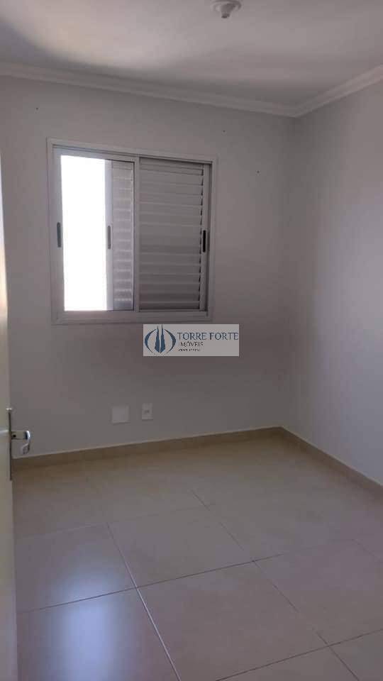 Apartamento à venda com 2 quartos, 51m² - Foto 11